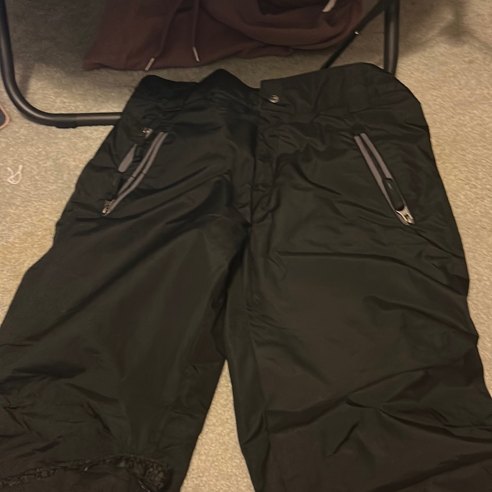 Snow pants